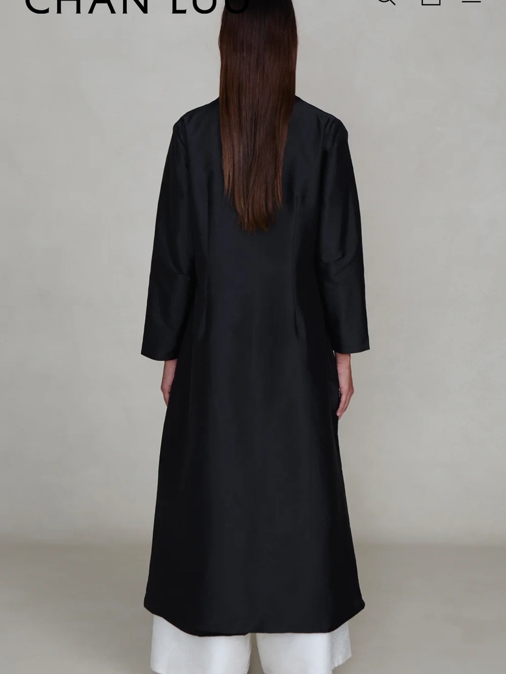 Chan Luu Black Long Satin Robe - Picture 2 of 6